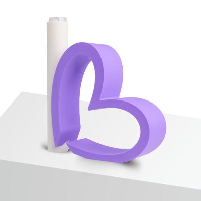 Vază inimă cu eprubetă pentru flori uscate, realizată prin printare 3D din PLA, design minimalist de culoare albă.